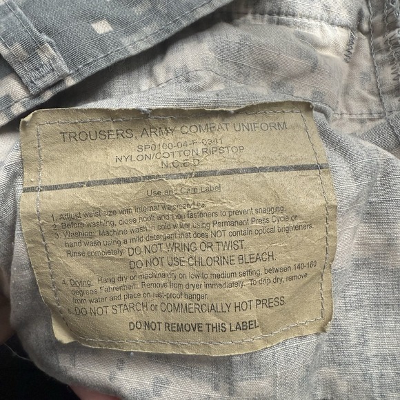 US Army ACU Combat Trousers Mens Medium Regular Digital Camo Ripstop Cargo Pants - Picture 8 of 11